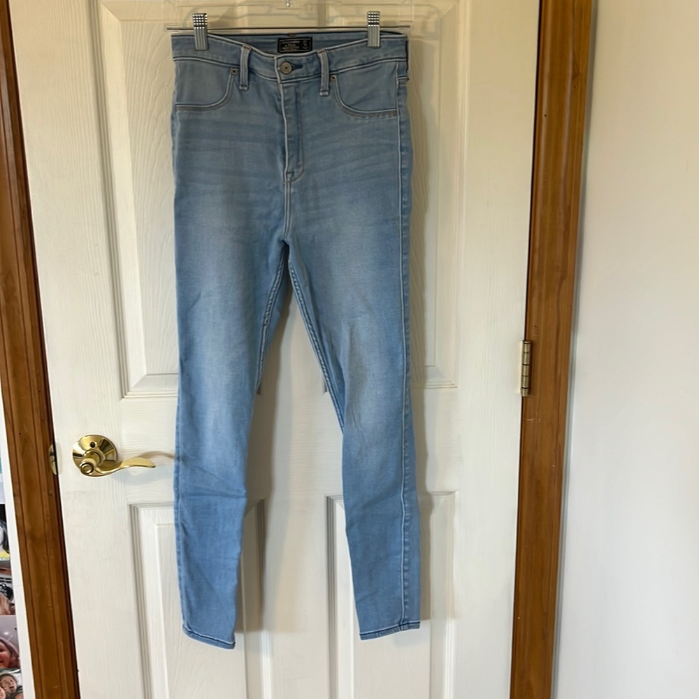 Abercrombie and Fitch Simone High Rise Jean Legging
